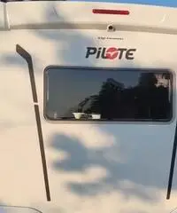 PILOTE 696u