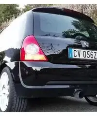 Clio RS 182