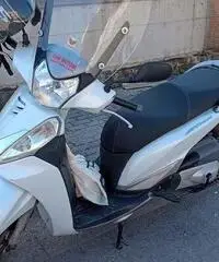 Honda SH 300 - 2012 Honda SH 300 - 2012