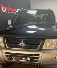 MITSUBISHI Pajero (2000-2007) - 2003 MITSUBISHI Pajero (2000-2007) - 2003