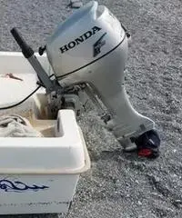 Allegra 3,70 con motore Honda usato poche volte
