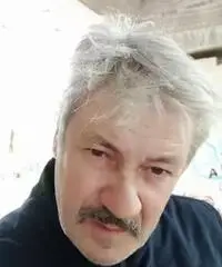 Effettuo tinteggiatura interni Effettuo tinteggiatura interni